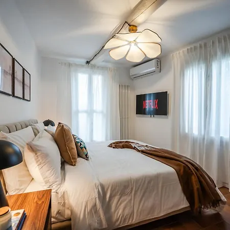 Apartment Centro Storico Air Conditioning, Private Terrace, Wifi Fiorano Modenese