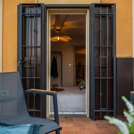 Centro Storico Air Conditioning, Private Terrace, Wifi Apartment