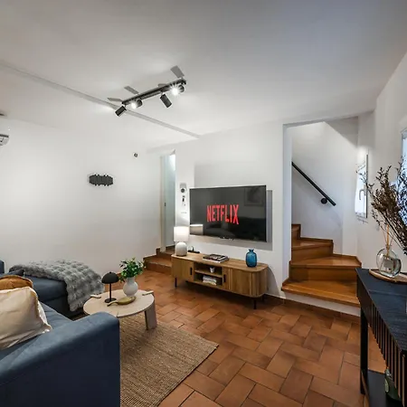 Centro Storico Air Conditioning, Private Terrace, Wifi Apartment Fiorano Modenese